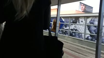 Ungt par, der danske cam girls har køn på forældre seng.