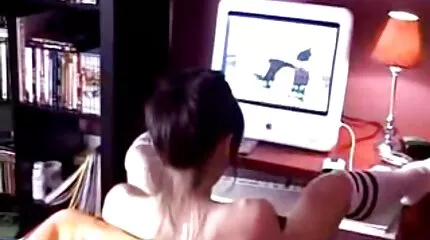Han foreslog live sex dansk Britt Blair kneppe hende i stedet for en affære.