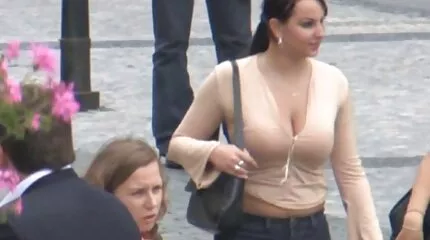 Agatha Vega introducerede dansk webcam sex sin fisse til en stor sort pik.