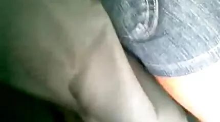 Jeg ankom for danish sex cam at levere varerne til det punkt og modtog en MJM fuck.