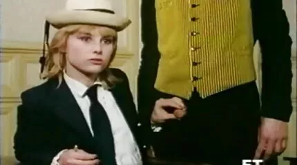 Det røde dyr tvinger danskporno hjelmen Akashov til at have køn.