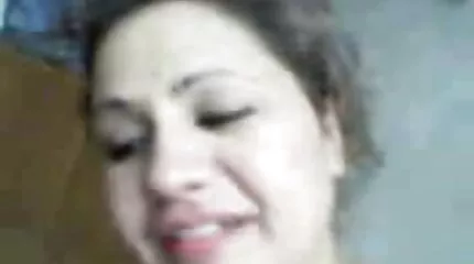 Casting hjemme og fucking i fisse for dansk cam girl Octavia Rød.