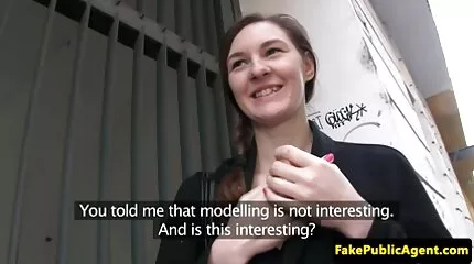 Colombianske snyder sin mand med en danskporno sort elsker.