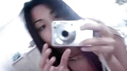 Han tog dansk sex video pikken og tissede på den.